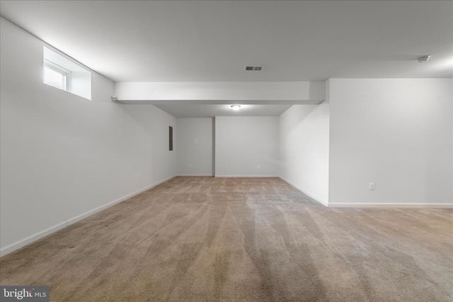 19 ODEN DR, Charles Town, WV 25414