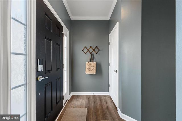 19 ODEN DR, Charles Town, WV 25414