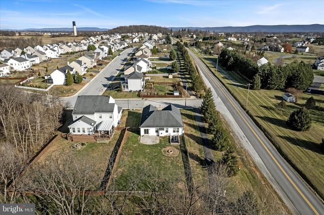 19 ODEN DR, Charles Town, WV 25414