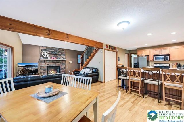 126 Eliot Lane, Penn Forest Twp, PA 18210