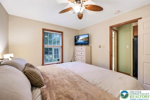 126 Eliot Lane, Penn Forest Twp, PA 18210