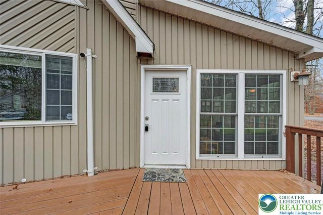 126 Eliot Lane, Penn Forest Twp, PA 18210