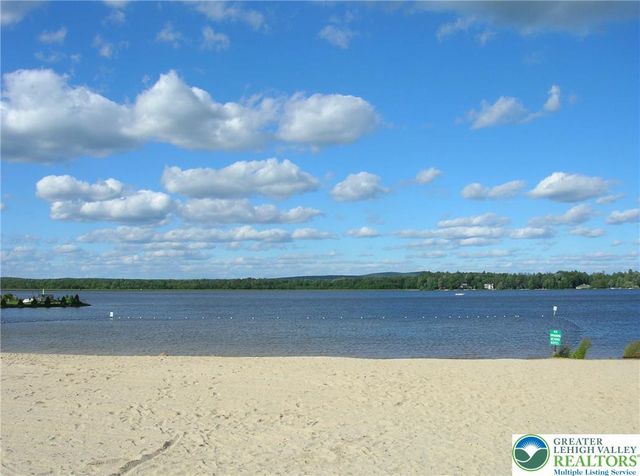 126 Eliot Lane, Penn Forest Twp, PA 18210