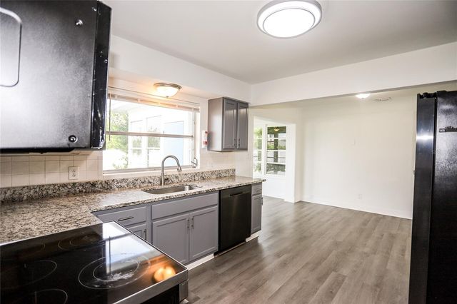 10011 110TH STREET, Seminole, FL 33772