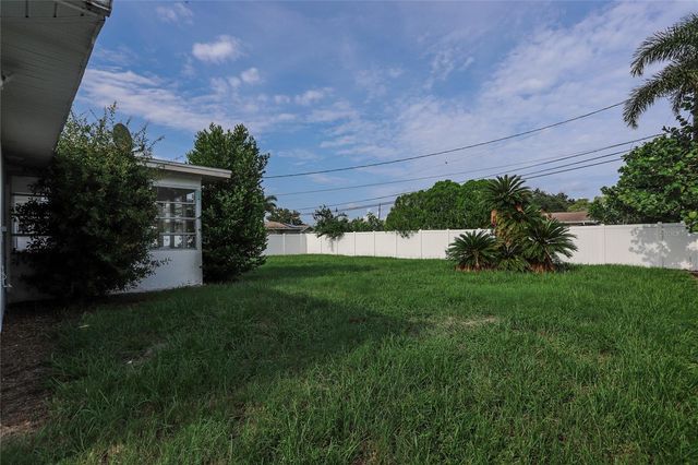 10011 110TH STREET, Seminole, FL 33772