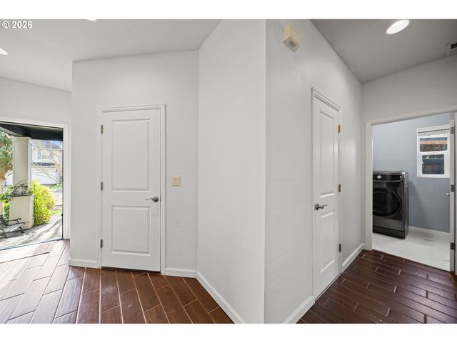 10095 Nw 307TH Ave, North Plains, OR 97133