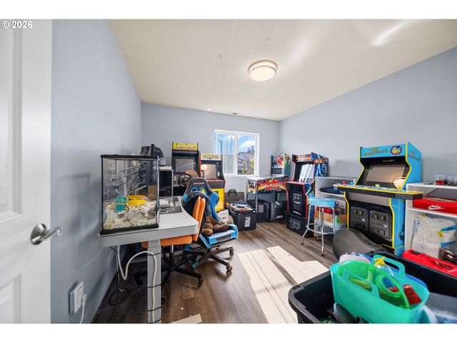 10095 Nw 307TH Ave, North Plains, OR 97133