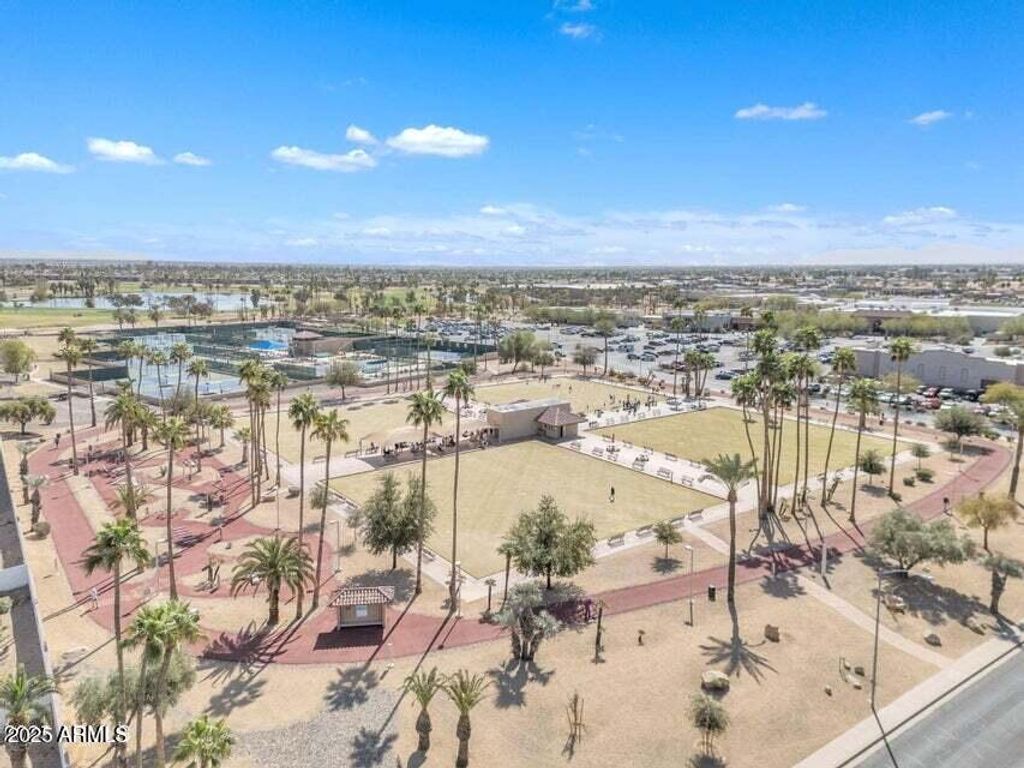 Image 31 of property listing at 20202 N MEDALLION Court, Sun City West, AZ 85375