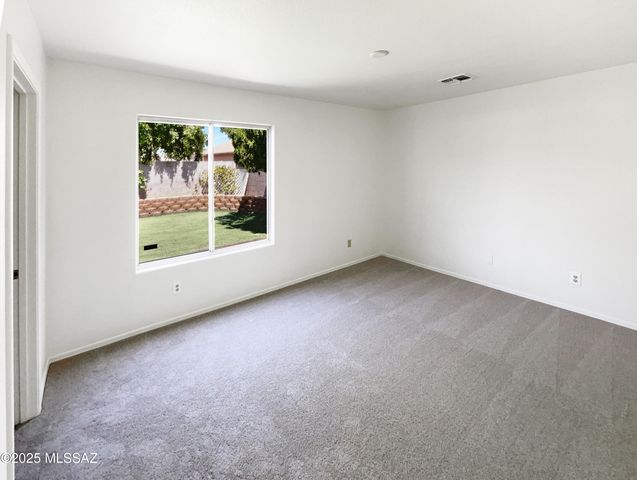 10061 E Paseo San Rosendo, Tucson, AZ 85747