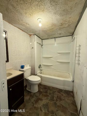 1215 Roberdel Road, Rockingham, NC 28379