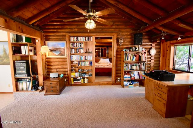 4310 N Lake View Drive, Rimrock, AZ 86335