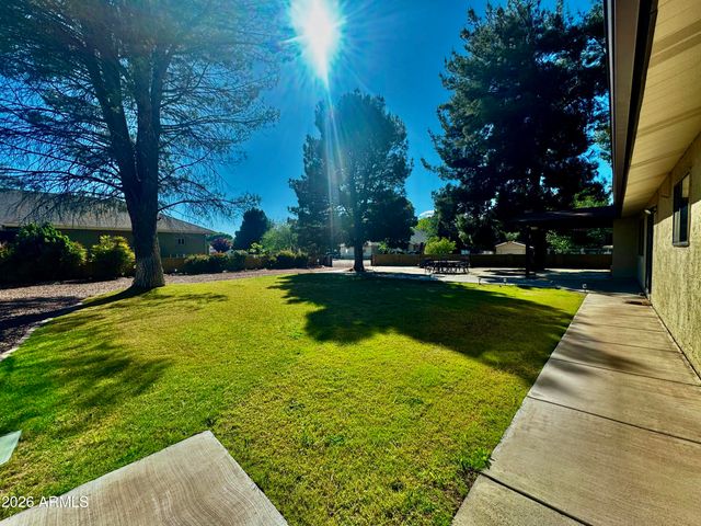 4310 N Lake View Drive, Rimrock, AZ 86335