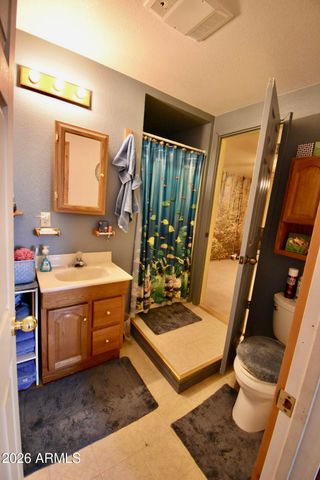 4310 N Lake View Drive, Rimrock, AZ 86335