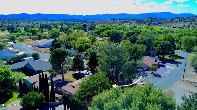 4310 N Lake View Drive, Rimrock, AZ 86335
