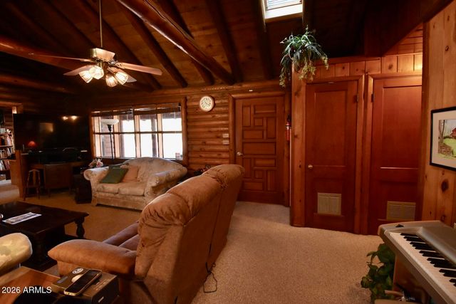 4310 N Lake View Drive, Rimrock, AZ 86335