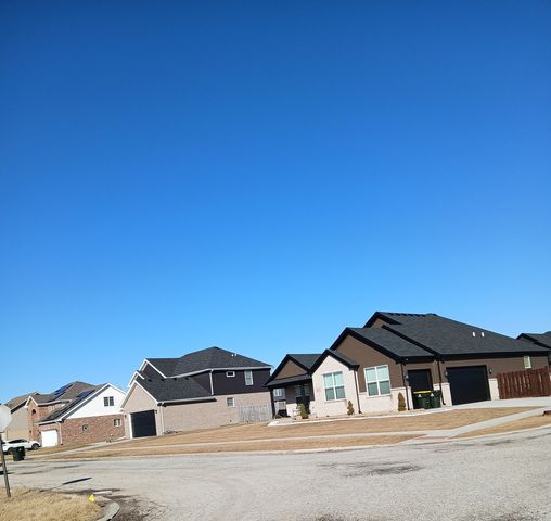 3300 Westwood Lane, Lynwood, IL 60411