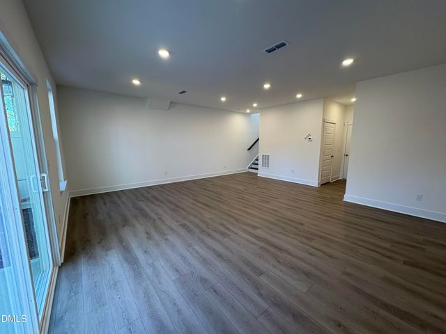 6044 Dunzo Drive, Raleigh, NC 27617