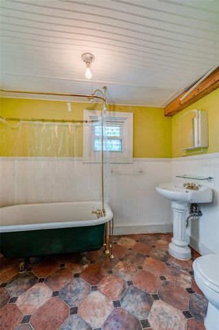 715 NEAL STREET, New Smyrna Beach, FL 32168