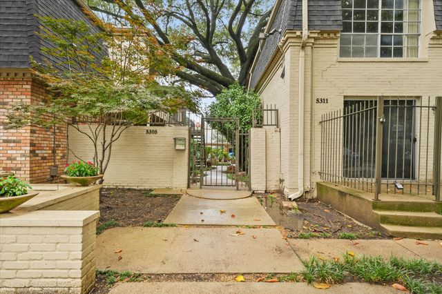 5305 Fleetwood Oaks Drive 274, Dallas, TX 75235