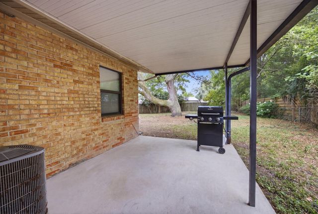134 Virginia Drive, Fort Walton Beach, FL 32548