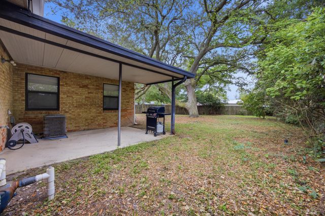 134 Virginia Drive, Fort Walton Beach, FL 32548