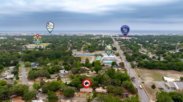 134 Virginia Drive, Fort Walton Beach, FL 32548