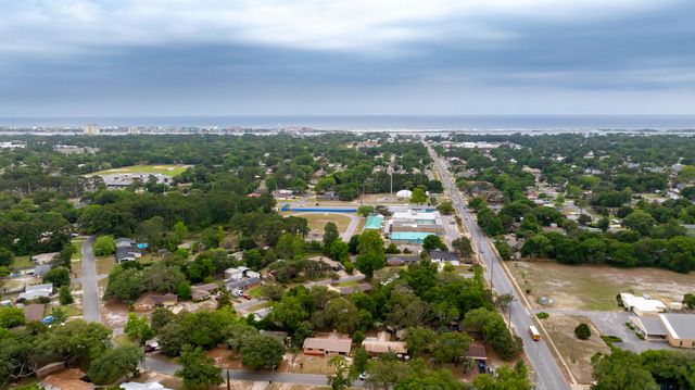 134 Virginia Drive, Fort Walton Beach, FL 32548