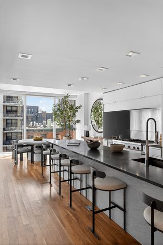 57 Irving Pl Fl 5, New York City, NY 10003