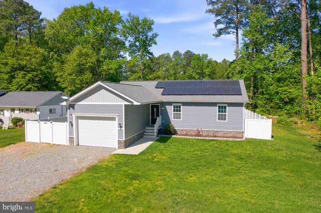 283 SHOREWOOD DR, Colonial Beach, VA 22443