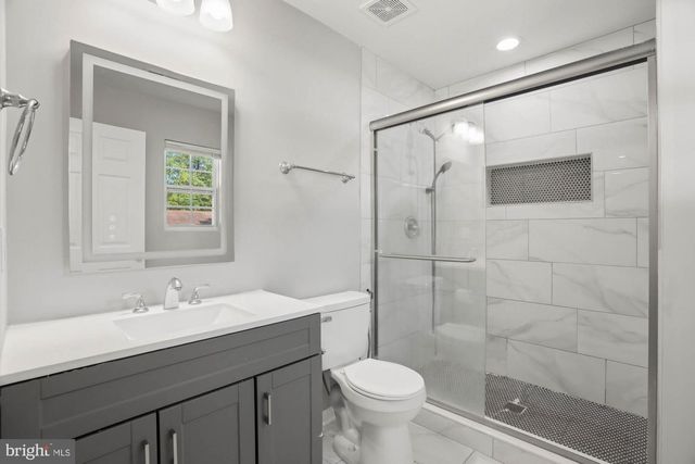 283 SHOREWOOD DR, Colonial Beach, VA 22443