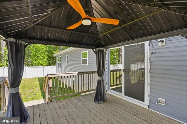 283 SHOREWOOD DR, Colonial Beach, VA 22443