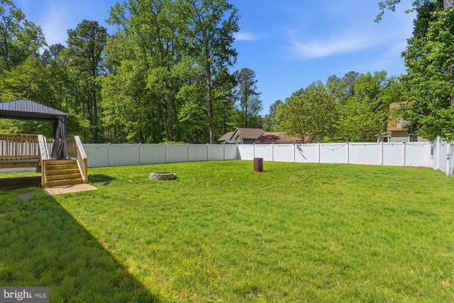 283 SHOREWOOD DR, Colonial Beach, VA 22443