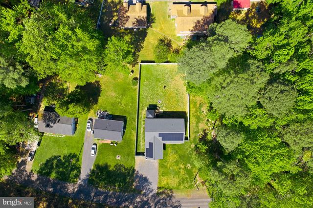 283 SHOREWOOD DR, Colonial Beach, VA 22443