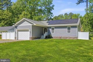 283 SHOREWOOD DR, Colonial Beach, VA 22443