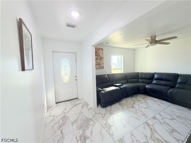 1010 NE 1st AVE, Cape Coral, FL 33909