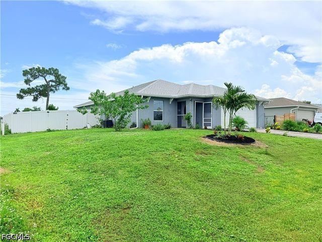 1010 NE 1st AVE, Cape Coral, FL 33909