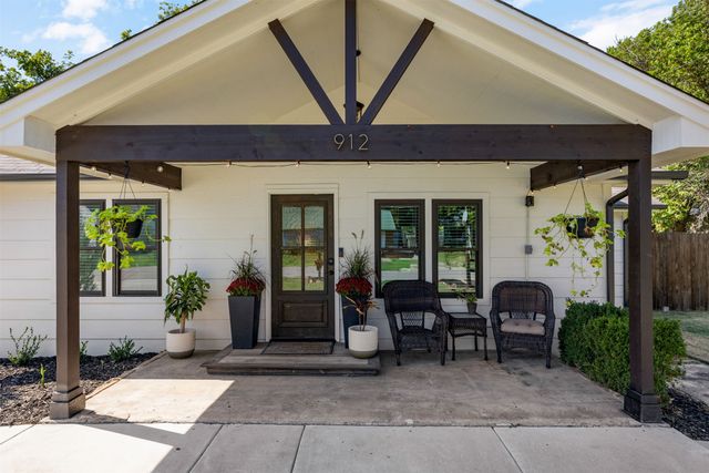 912 S Ash Avenue, Broken Arrow, OK 74012