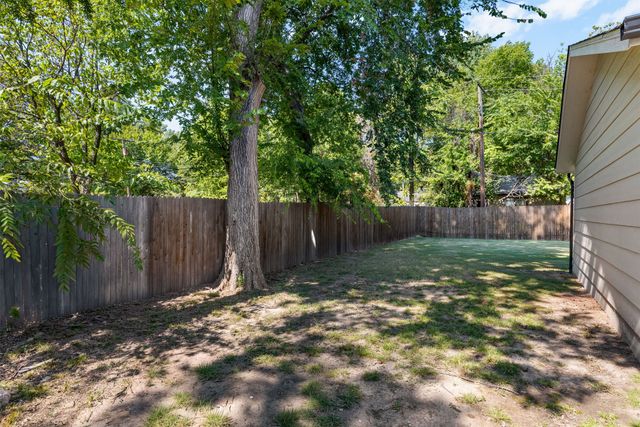 912 S Ash Avenue, Broken Arrow, OK 74012
