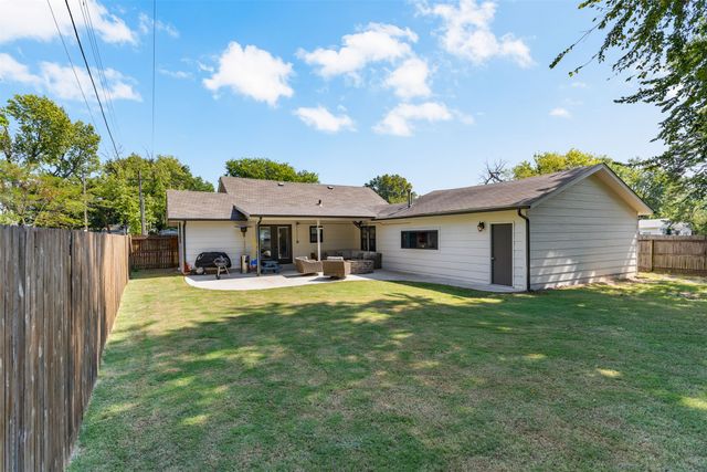 912 S Ash Avenue, Broken Arrow, OK 74012