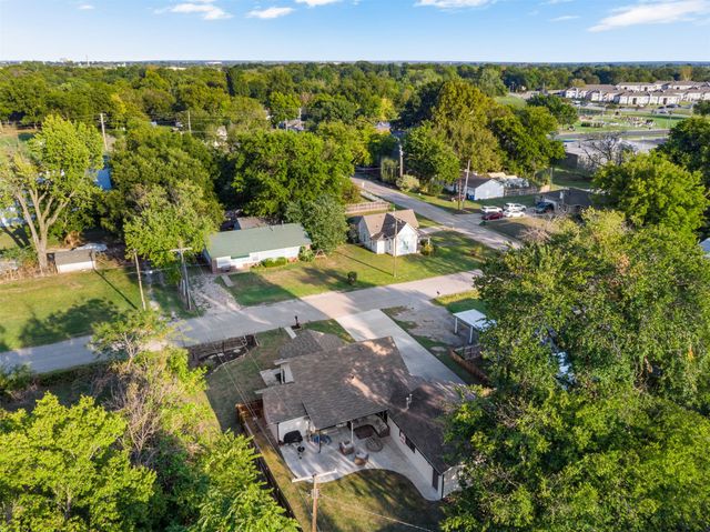 912 S Ash Avenue, Broken Arrow, OK 74012