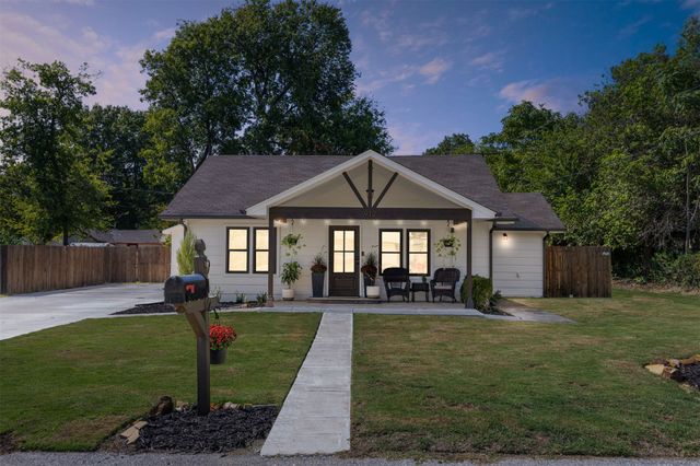 912 S Ash Avenue, Broken Arrow, OK 74012