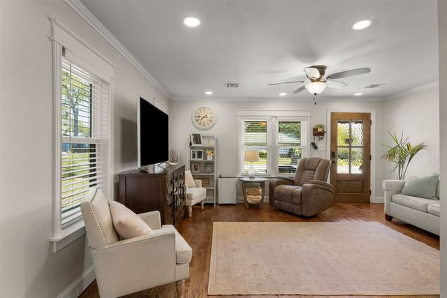 912 S Ash Avenue, Broken Arrow, OK 74012