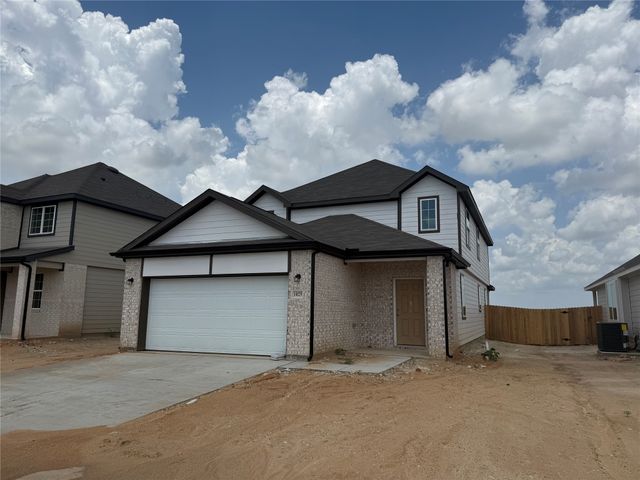 1025 Wind Drift Way, Fort Worth, TX 76131