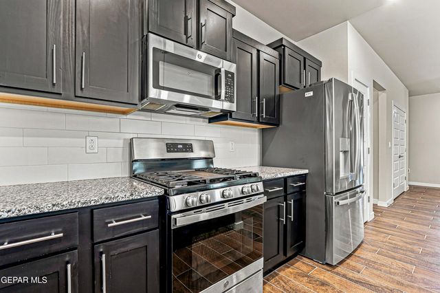 13689 FLORA VISTA Avenue, Horizon City, TX 79928