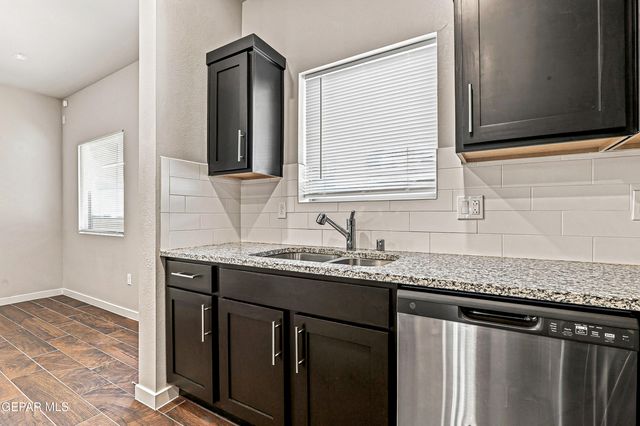 13689 FLORA VISTA Avenue, Horizon City, TX 79928