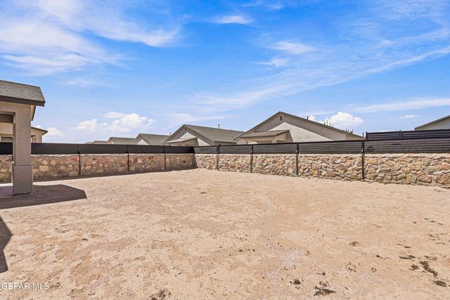 13689 FLORA VISTA Avenue, Horizon City, TX 79928