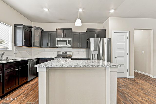13689 FLORA VISTA Avenue, Horizon City, TX 79928