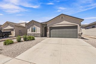 13689 FLORA VISTA Avenue, Horizon City, TX 79928