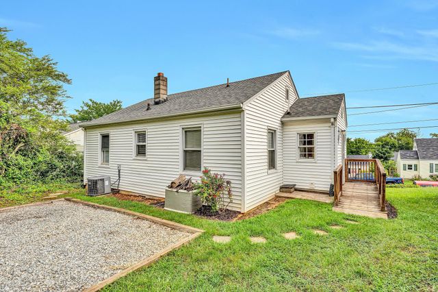 2518 Denniston AVE, Roanoke, VA 24015