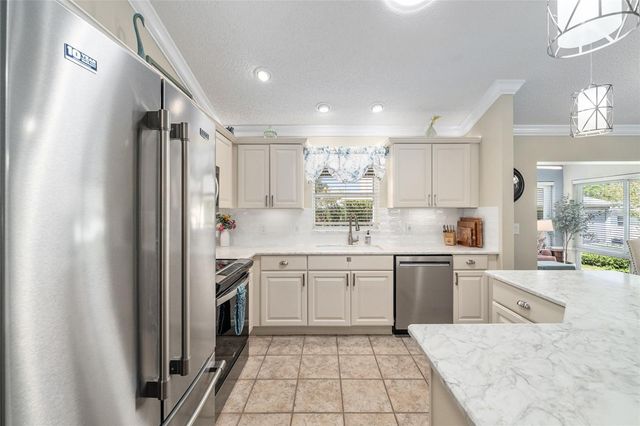 17760 SE 85TH CAUSTON COURT, The Villages, FL 32162